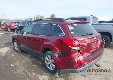 2011 Subaru Outback 2.5I Premium z USA, uszkodzony, nr VIN 4S4BRBCC7B3337200